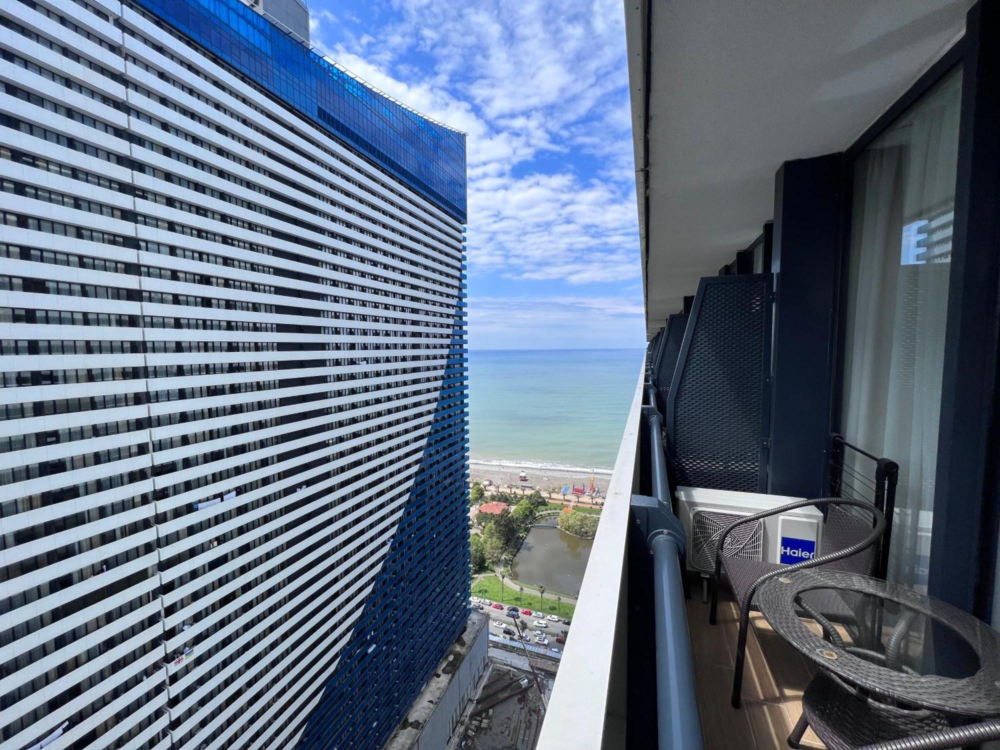 Amazing View Apartments Батумі Екстер'єр фото
